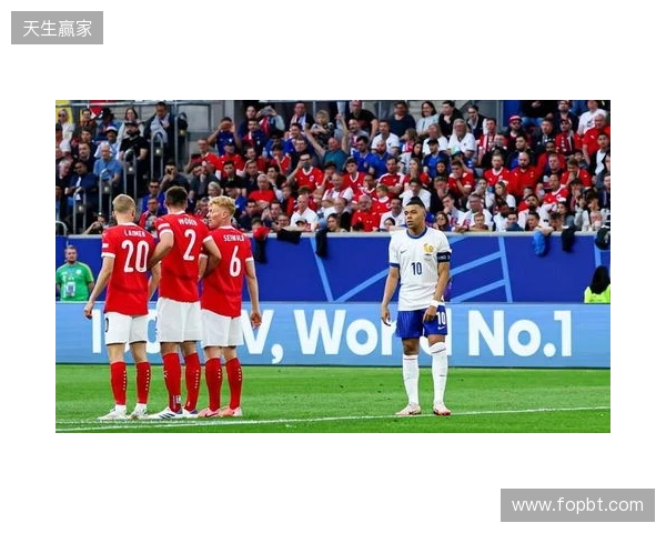 跟队:姆巴佩今日已参加球队合练,若无意外将随队赴曼市